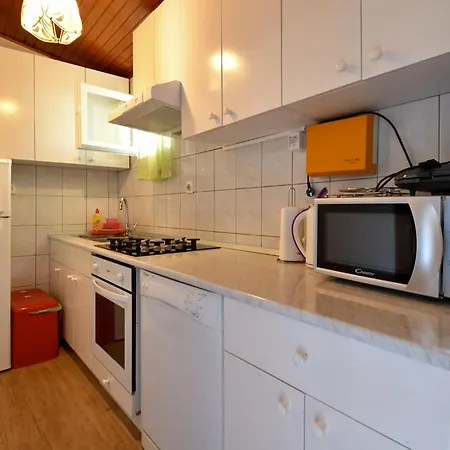 By The Sea Sevid, Trogir - 15404 Apartment *